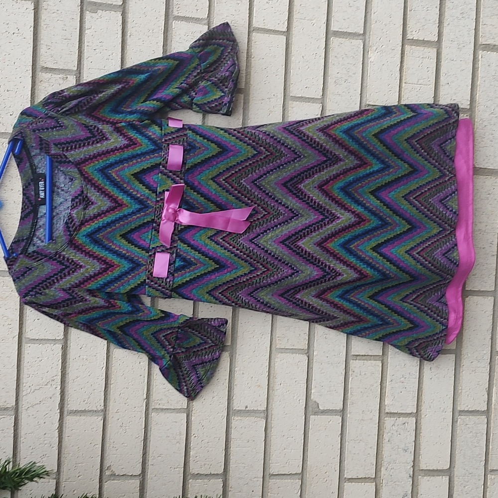 Amy Byer dress